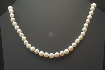 Preview: Perlenkette Süsswasserperlen weiß 6-6,5 mm Rund