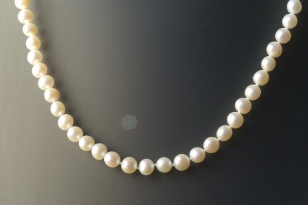 Perlenkette Süsswasserperlen weiß 6-6,5 mm Rund